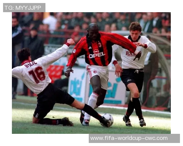 超级足球先生的逆袭之路从草根到巅峰的传奇人生 超级足球先生的逆袭之路从草根到巅峰的传奇人生